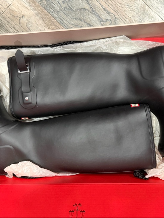 Hunter Shoes - Hunter Black Women's Original Tour Boots (Box)